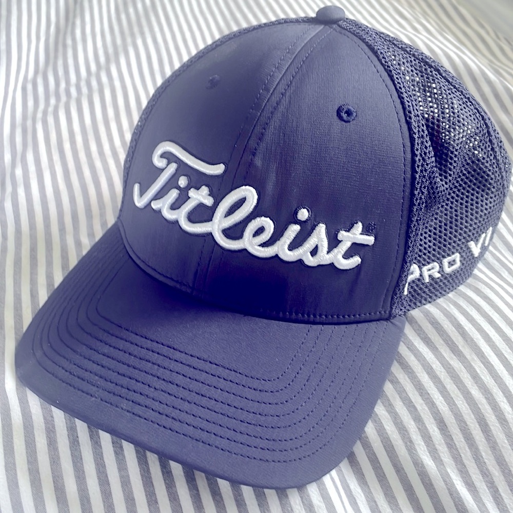Titleist mesh SnapBack hat